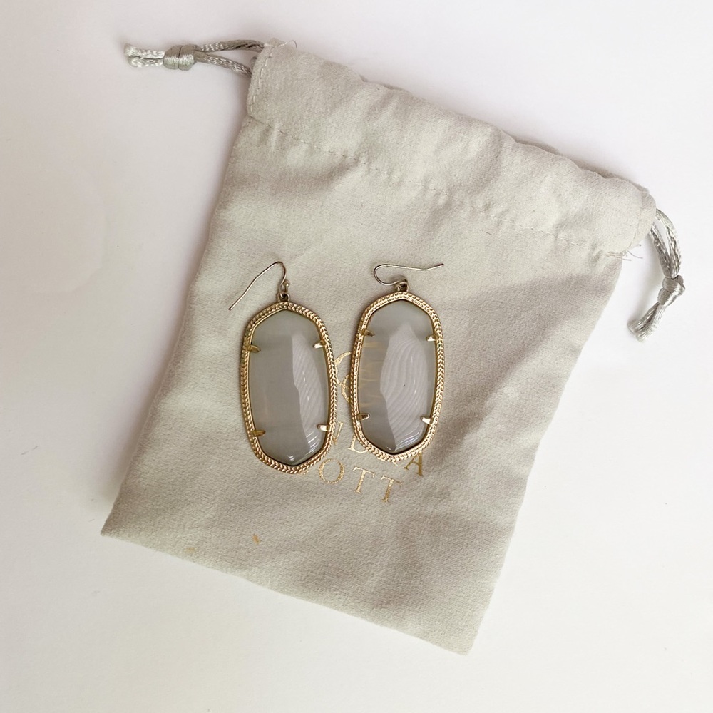 Slate cats eye Danielle Kendra Scott earrings